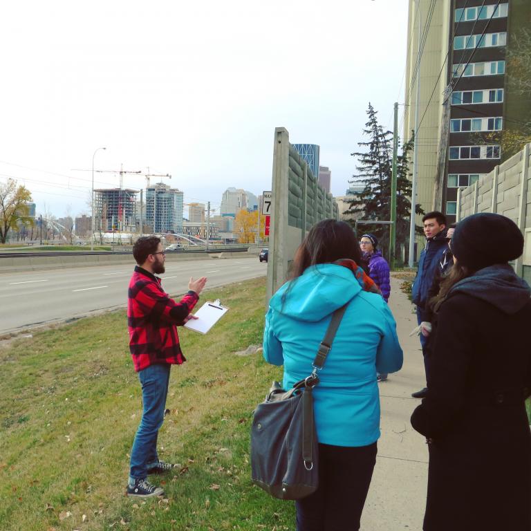 Pedestrian Collisions and Neighbourhood Income 